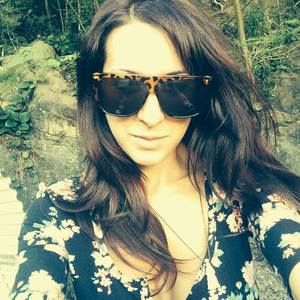 Meet your Posher, Vanessa